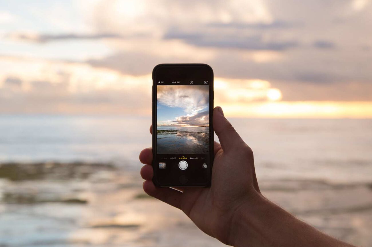 gadgets para movil y ordenador para grabar videos y editarlos