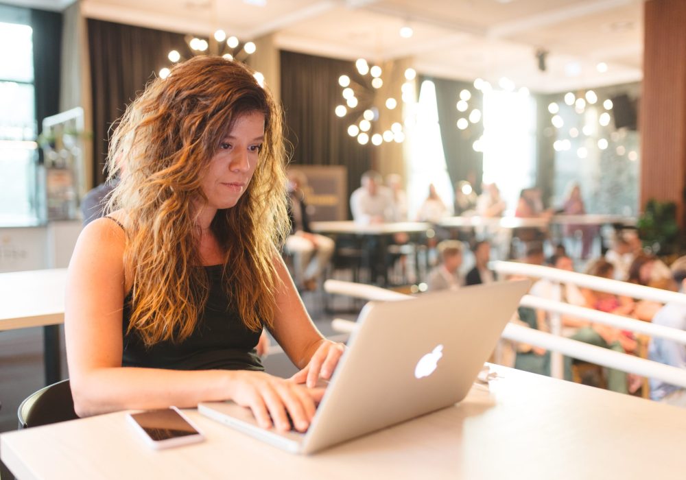 community manager y seo sem valencia